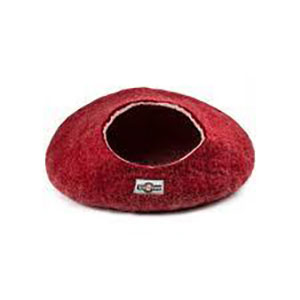 red cat bed